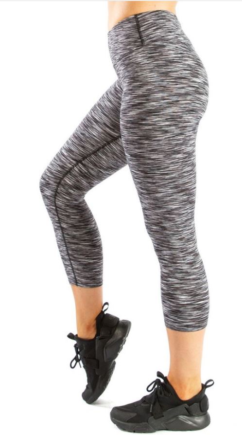 Space Dye Black Performance Capri Leggings