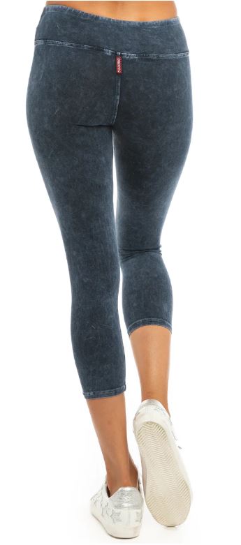 Flat Waist Denim Mineral Wash Capris