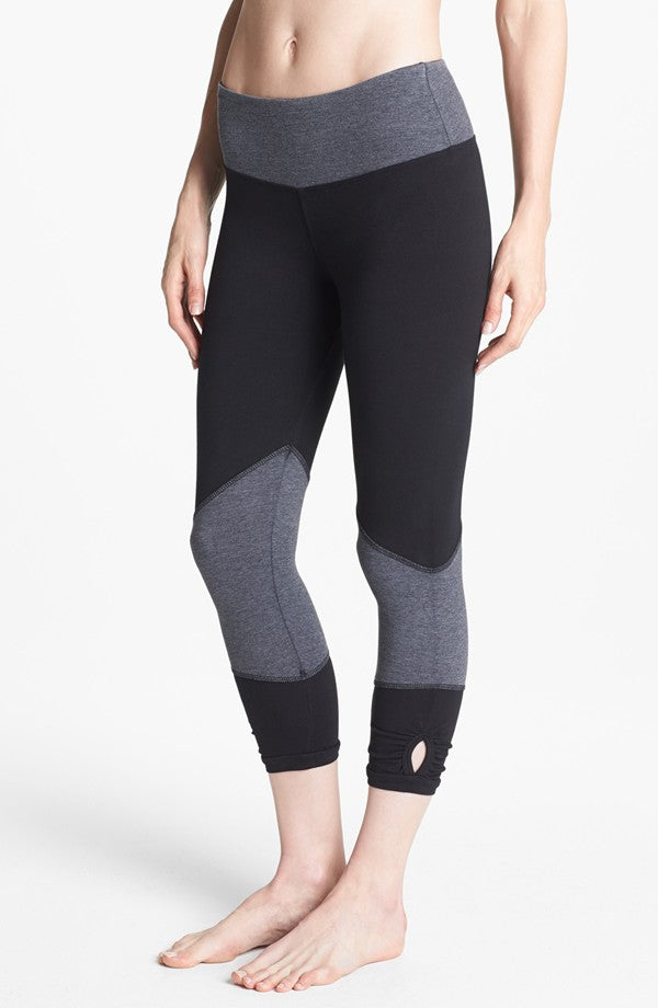 Flat Waist Keyhole Contrast Capris - Pranachic