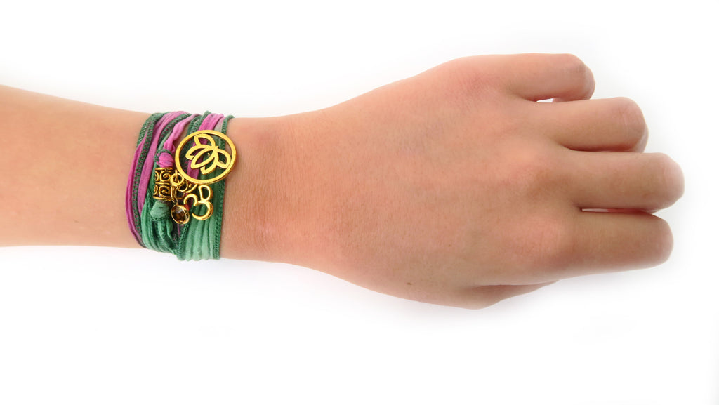 Roses and Vines - Yoga Silk Wrap - Pranachic