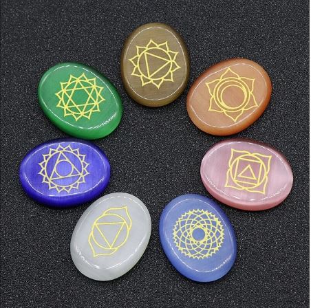 Chakra Stone Set - Engraved Cats Eyes - 7 pieces