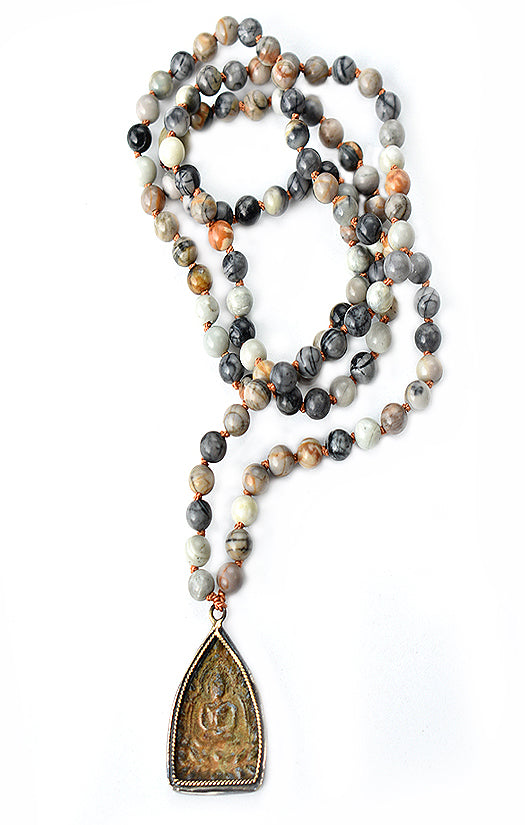 Infinite Earth Amulet
