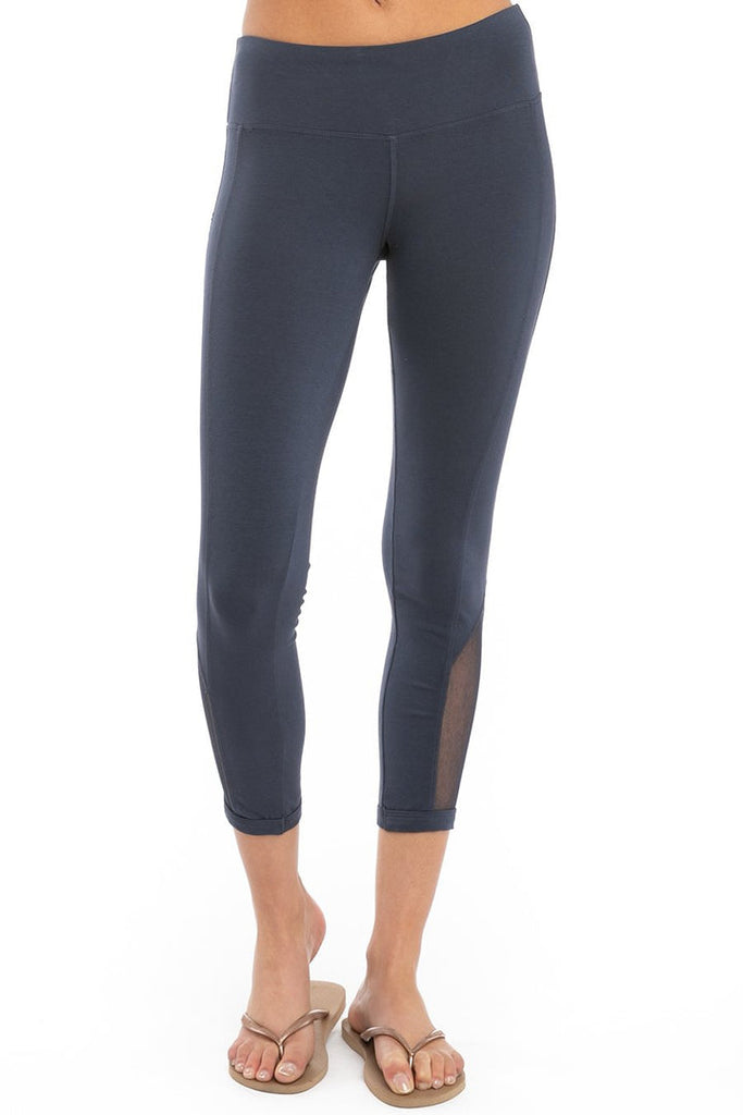 Flat Waist Mesh Inlay 7/8 Leggings