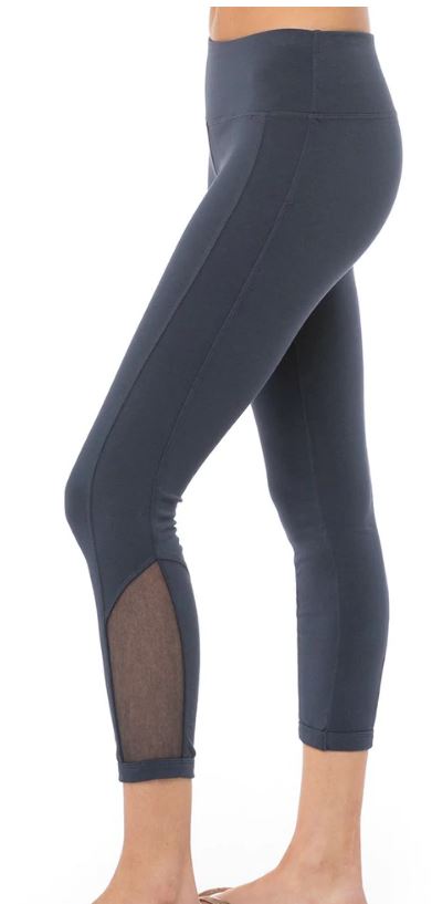 Flat Waist Mesh Inlay 7/8 Leggings